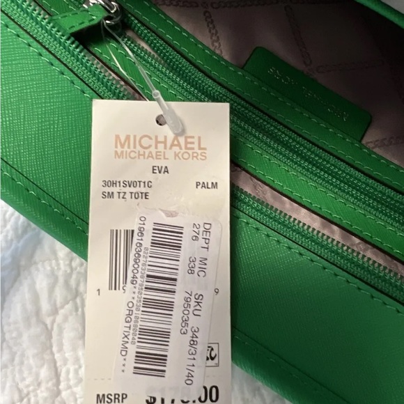 Green Michael Kors Eva NWT - Picture 2 of 3